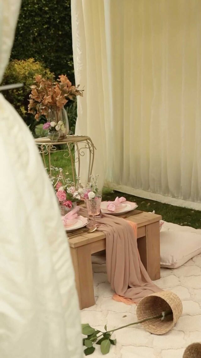 Whether it's a baby shower, a bridal shower, or even a 1st birthday, a low table, relaxed picnic-style table setting compliments every one of these occasions.⁠⁠
⁠⁠
Styled by: @signaturesoirees & @therednotebooksocials⁠⁠
Cutlery & tableware: @duchessbutler⁠⁠
Florals: @flowerstationuk⁠⁠
Photography: @doryphotography_⁠